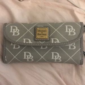 Brand New Dooney & Bourke Wallet